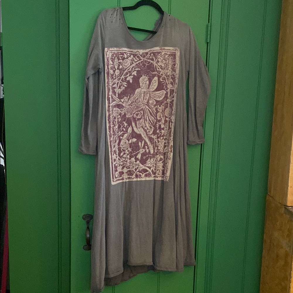 Gray Long Sleeve Dress with Purple Graphic magnolia Pearl excellent condition